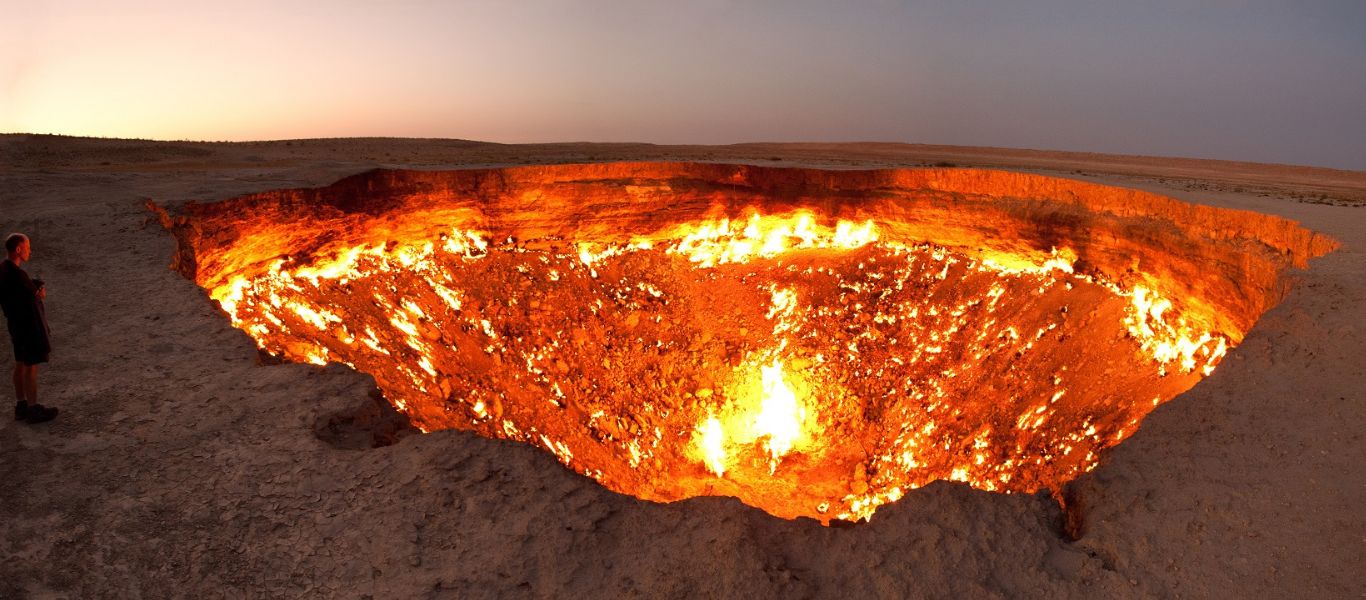 Full flames at the Darwaza Crater in Turkmenistan