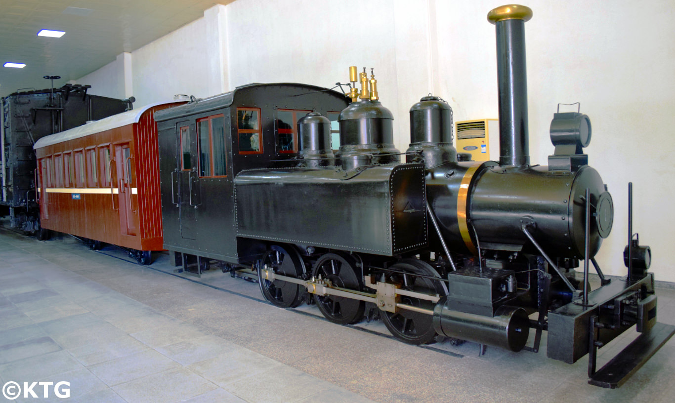 Trains au musée des Chemins de fer à Pyongyang