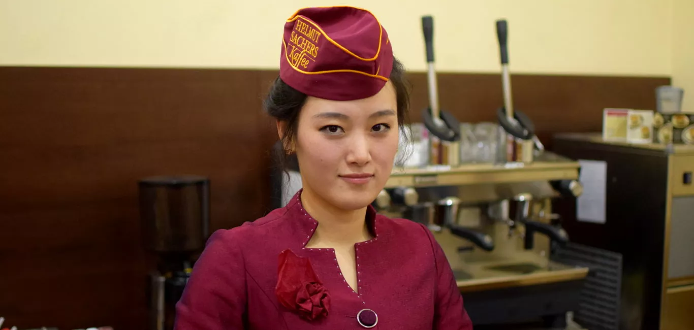 North Korea Food & Drinks | KTG&reg; Tours | check our restaurant guide available to those visiting the DPRK. Choices available include traditional North Korean dishes and western options such as pizza restaurants in Pyongyang and coffee shops by Kim Il Sung square.