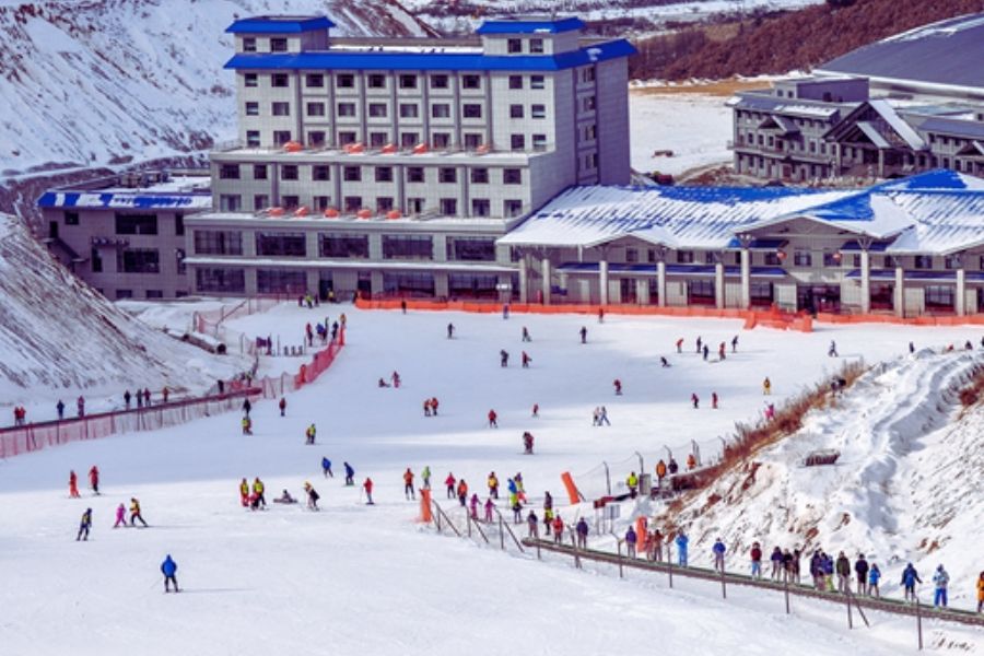 Ski in Yanji, capital of the Yanbian Korean Autonomous Prefecture in Jilin province, China