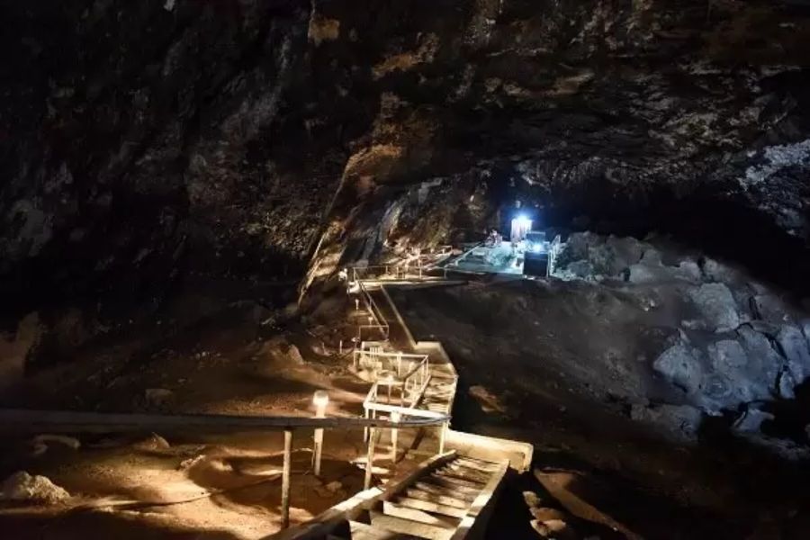 Kow ata underground lake in Turkmenistan